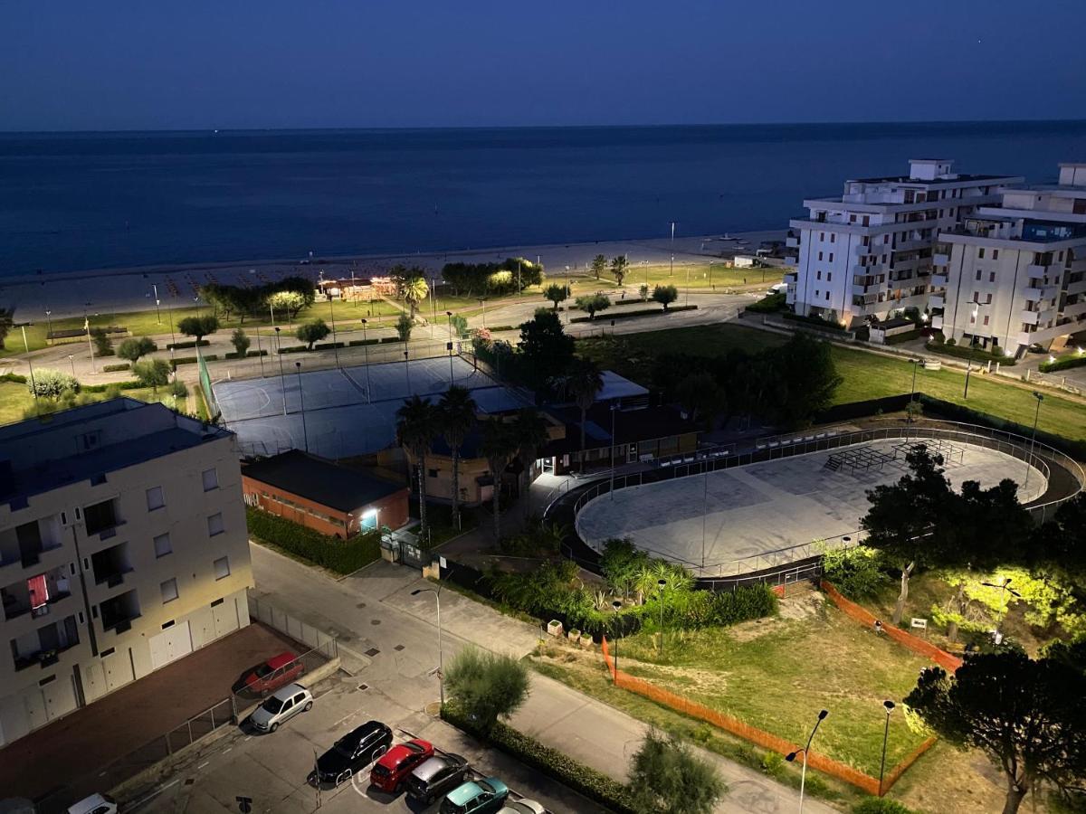 Punto Di Osservazione Lido di Fermo Ngoại thất bức ảnh