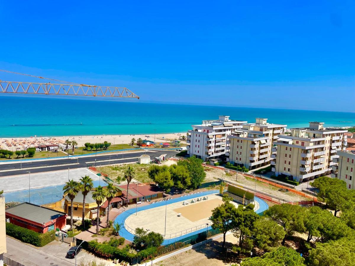 Punto Di Osservazione Lido di Fermo Ngoại thất bức ảnh